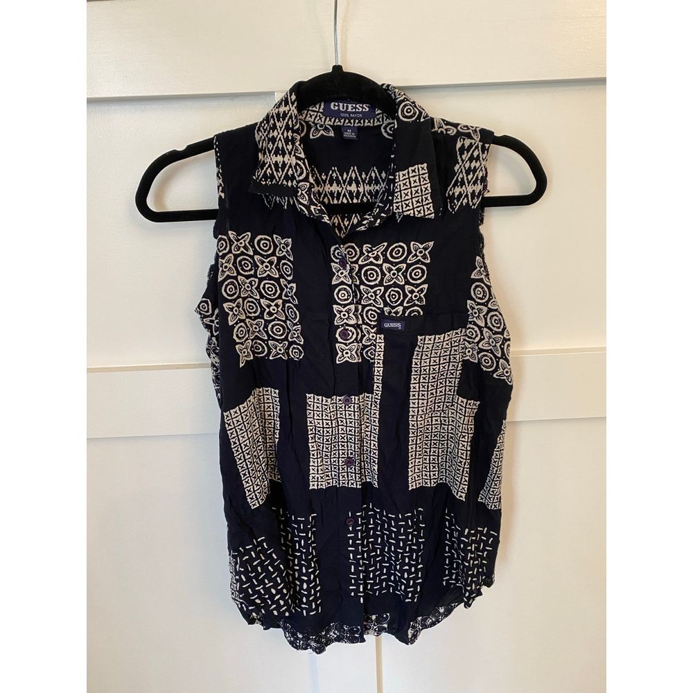 Vintage‎ Guess sleeveless button front women's top size medium